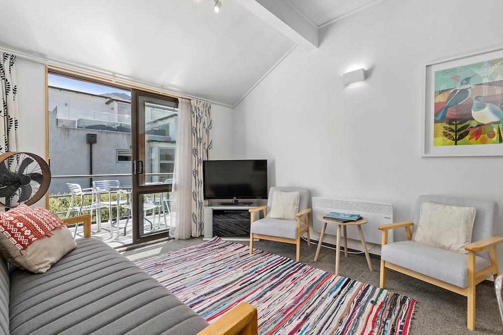 Family Apartment, 2 Bedrooms, Mountain View (Amity) photo 2