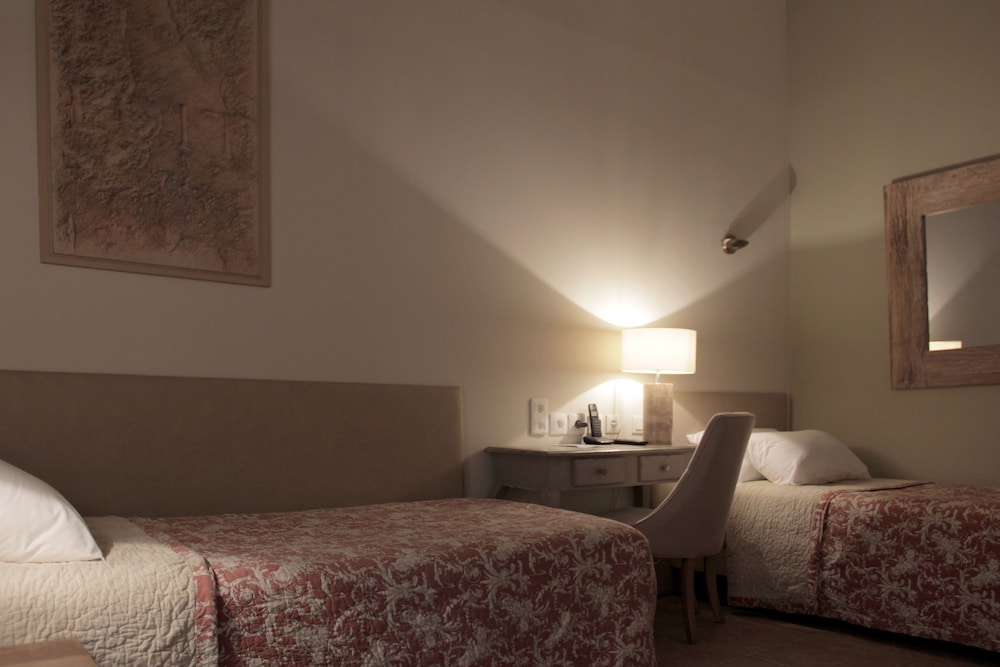 Standard Twin Room photo 2
