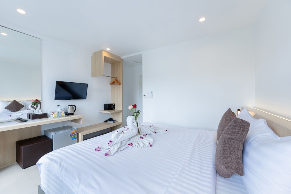 Deluxe Double Room - Photo 6