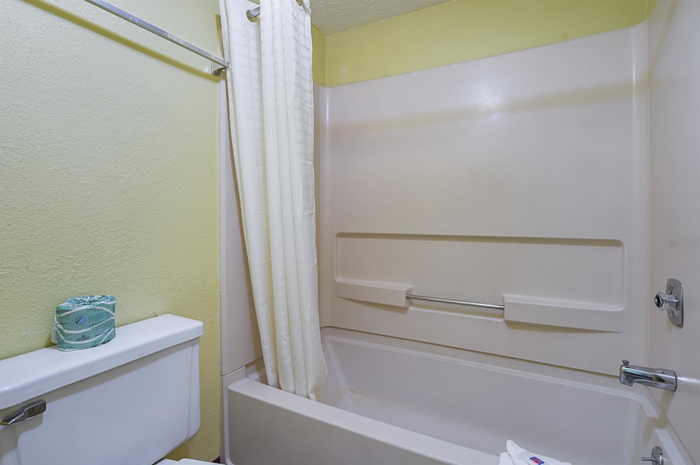 Deluxe Room, 2 Double Beds, Smoking, Refrigerator & Microwave