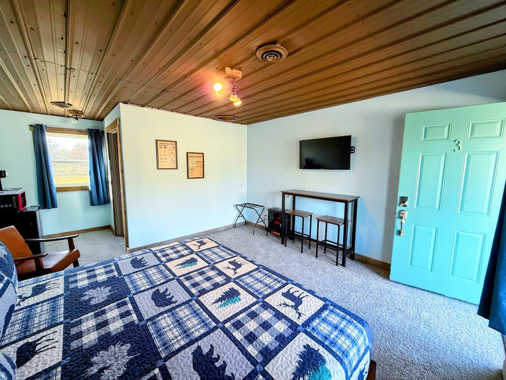 Deluxe Single Room