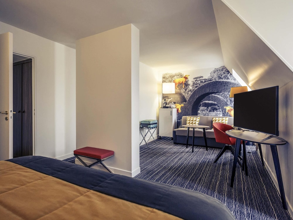 Junior Suite, 1 Double Bed with Sofa bed - Photo 3