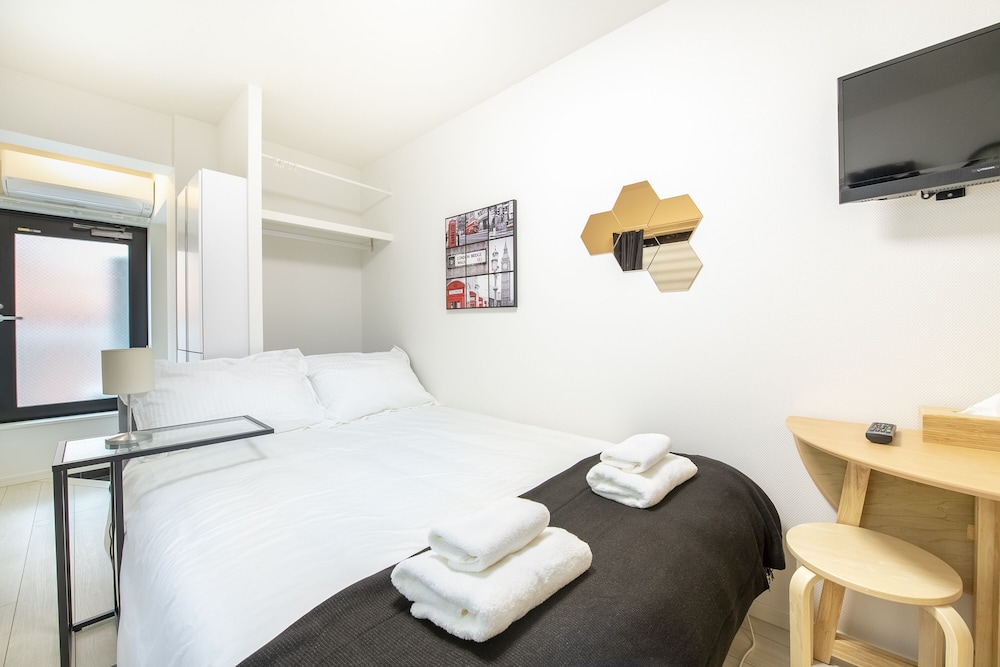 City Double Room, Non Smoking (401) photo 3