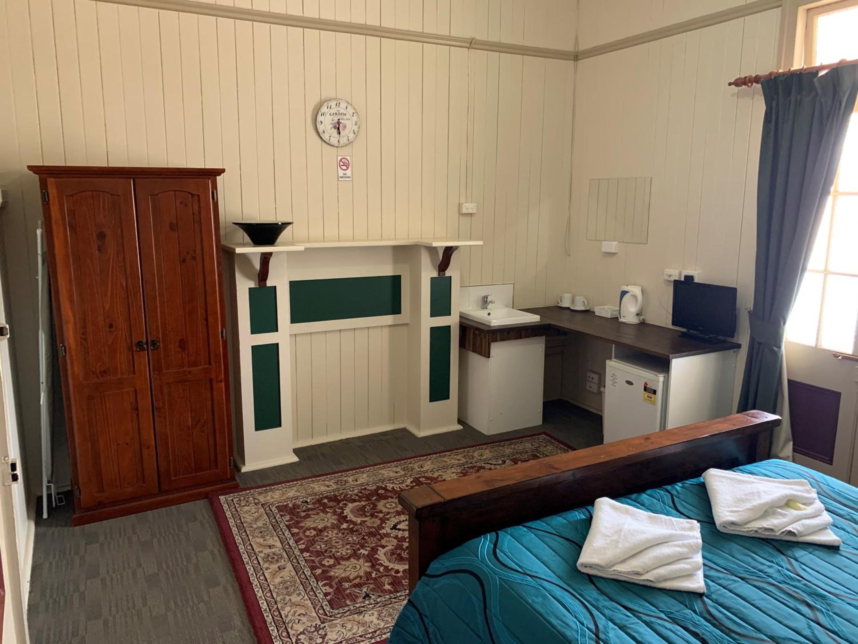 Double Room with Balcony photo 2