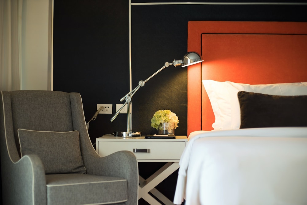 Deluxe Room, Pool Access - Photo 10
