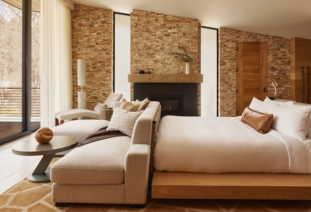 Room (Creek House) - Photo 1