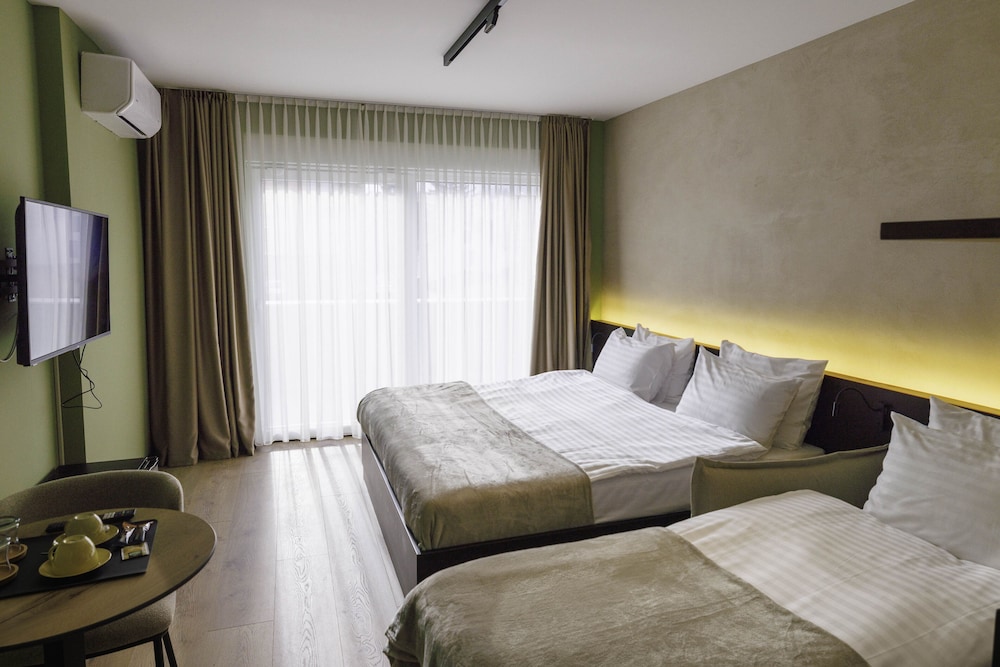Triple Room photo 2