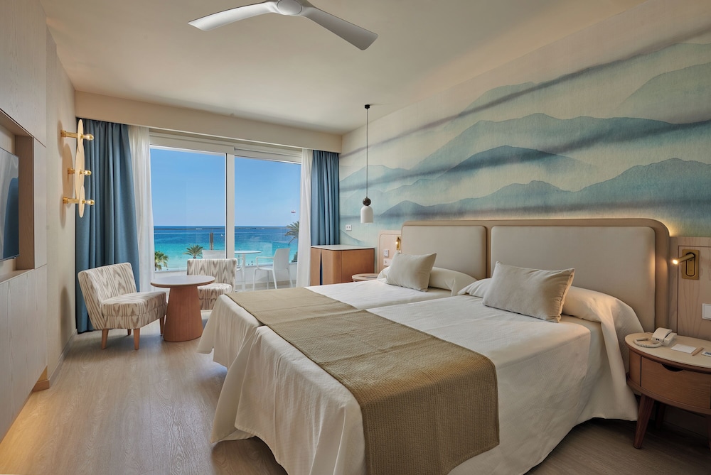 Double Room, Balcony, Sea View (1 adult + 1 child)