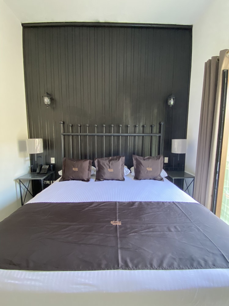 Superior Double Room (KS Balcon Frontal) photo 3