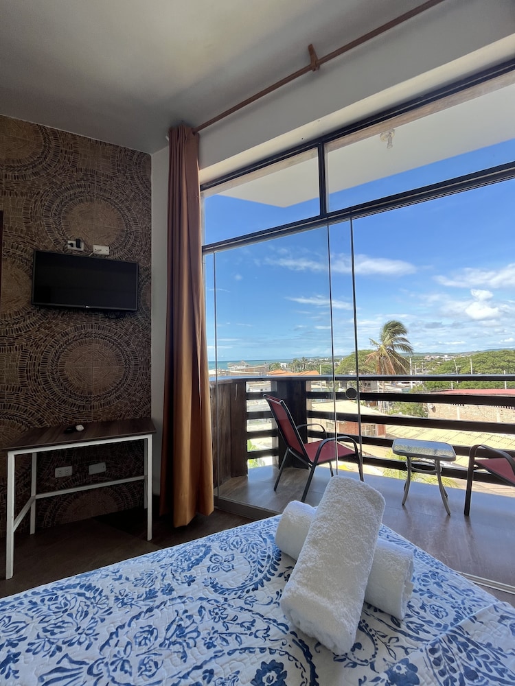 Comfort Double Room, 1 Queen Bed, Balcony, Pool View photo 1