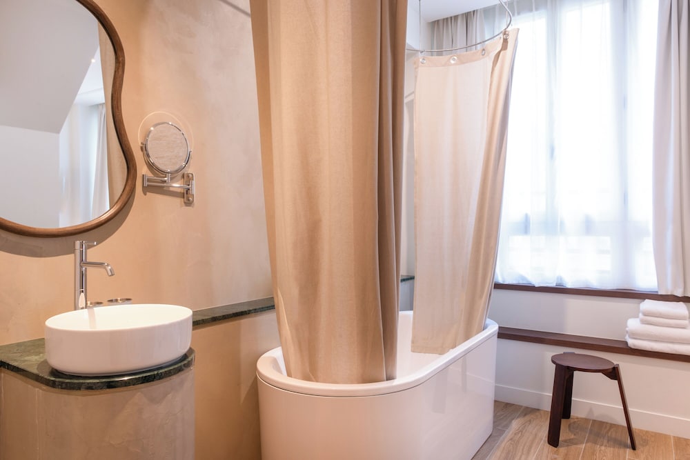 Signature Double Room photo 2