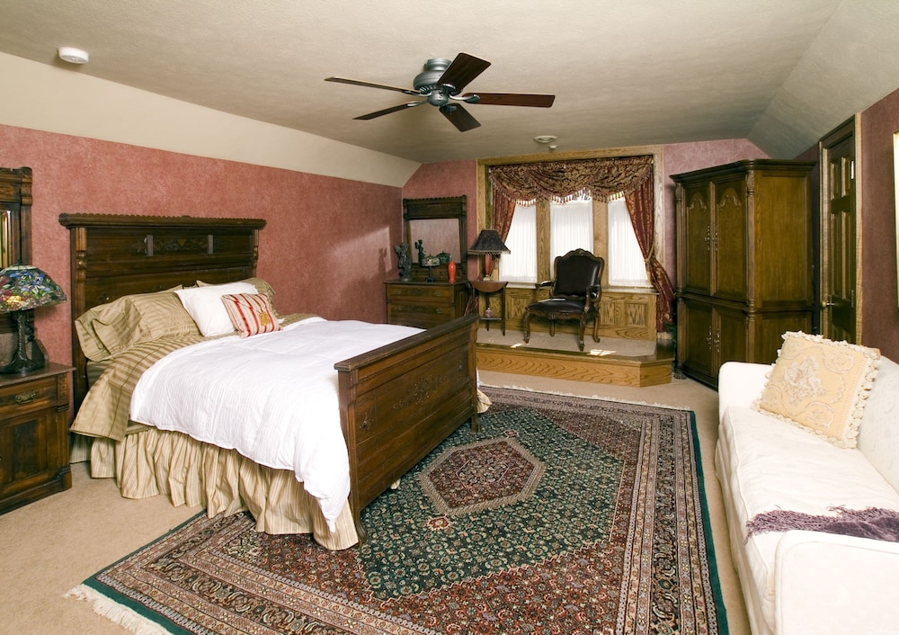 Greenslade Suite photo 1