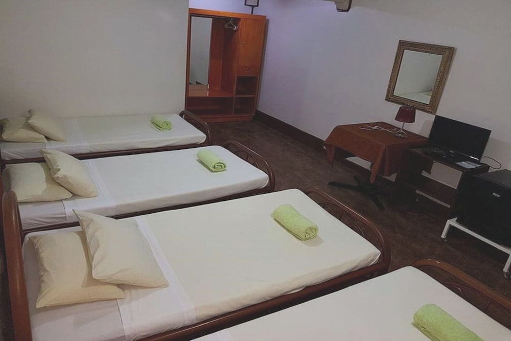 Quadruple Room photo 2