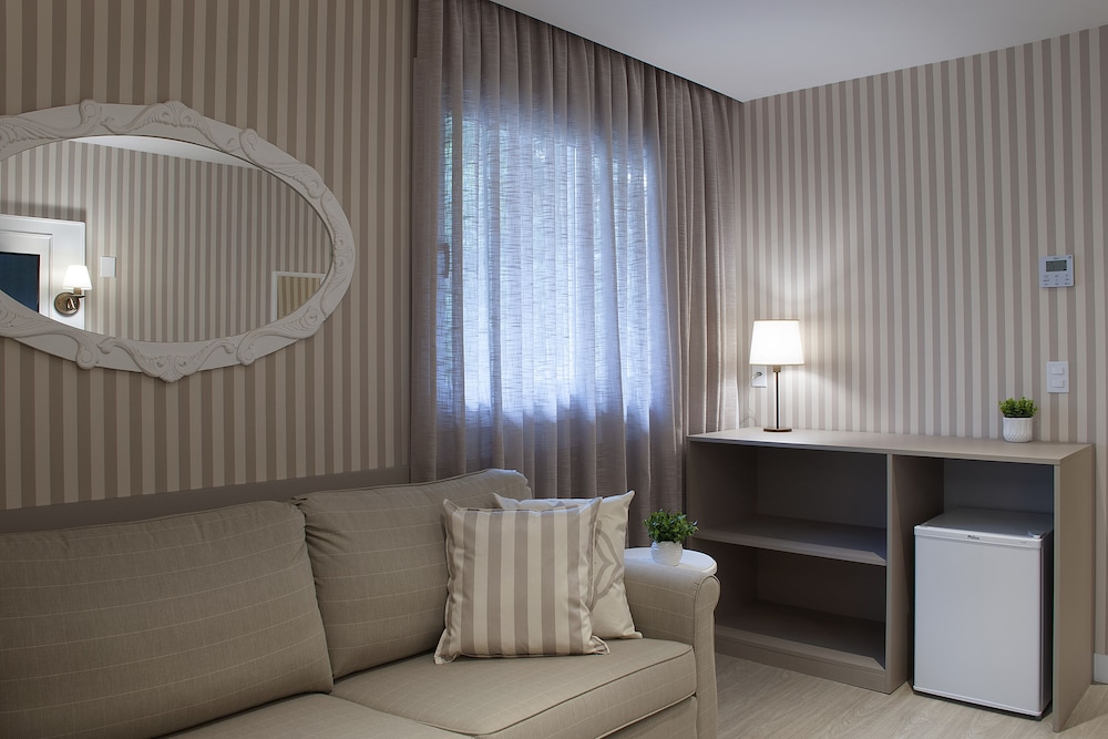 Standard Room - Photo 4