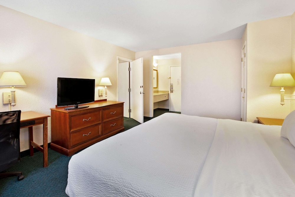 Suite, 1 Bedroom, Non Smoking photo 1