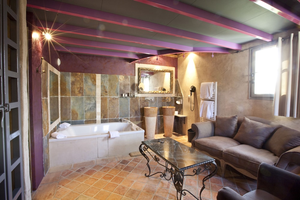 Romantic Suite (Lapopie) photo 2