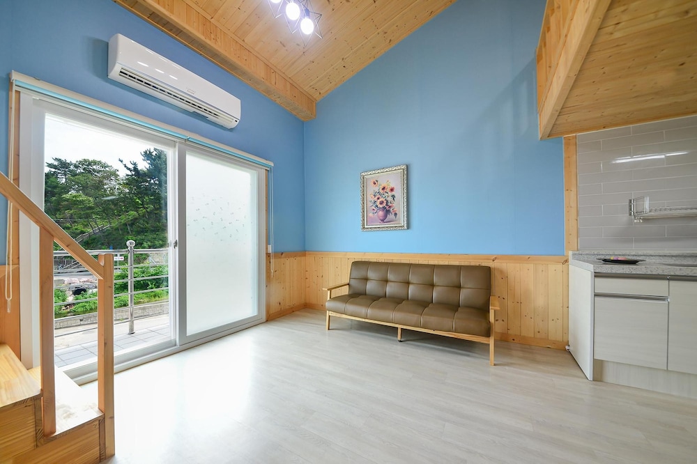 Basic Room, 1 Bedroom (A202) photo 3