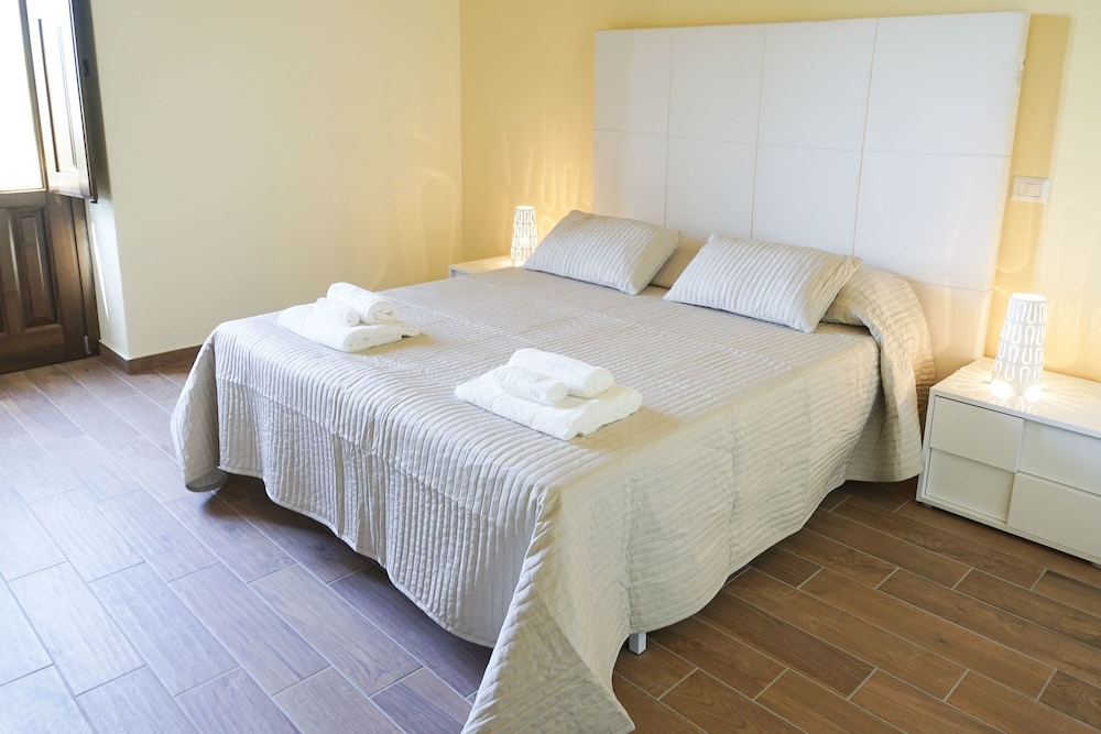 Superior Double Room, Garden View photo 3