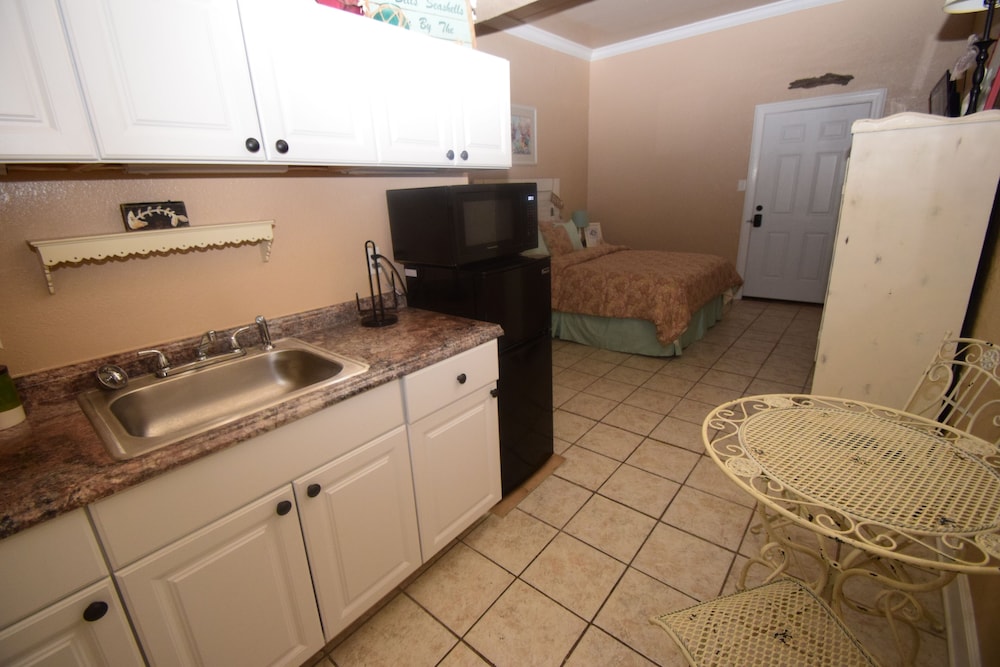 Condo, 1 Queen Bed, Kitchen, Ocean View (Beachview 309)