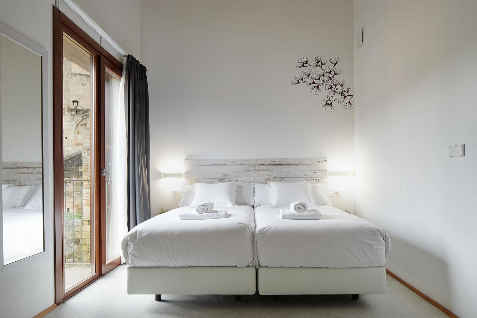 Deluxe Double or Twin Room photo 2