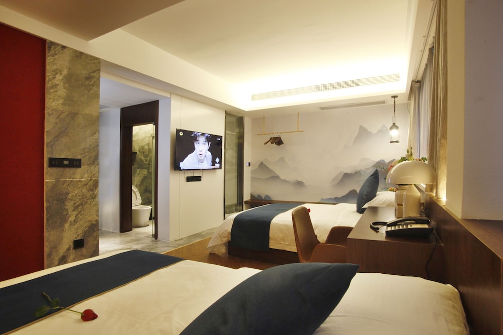 Superior Twin Room photo 2