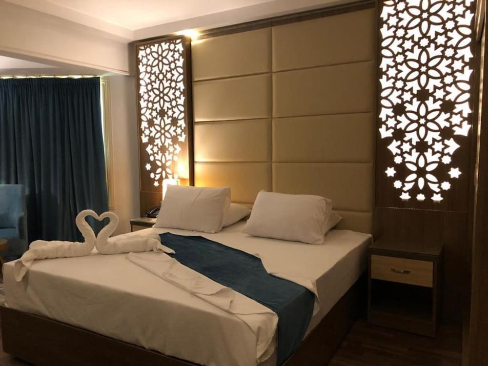 Available room
