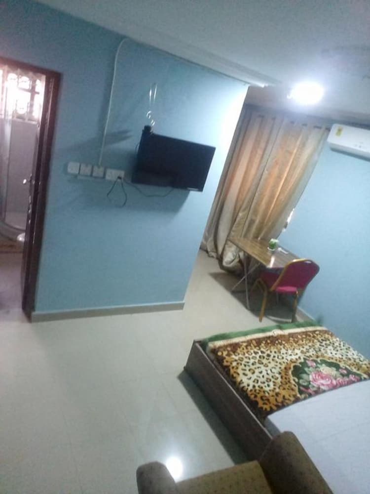 Economy Double Room photo 2