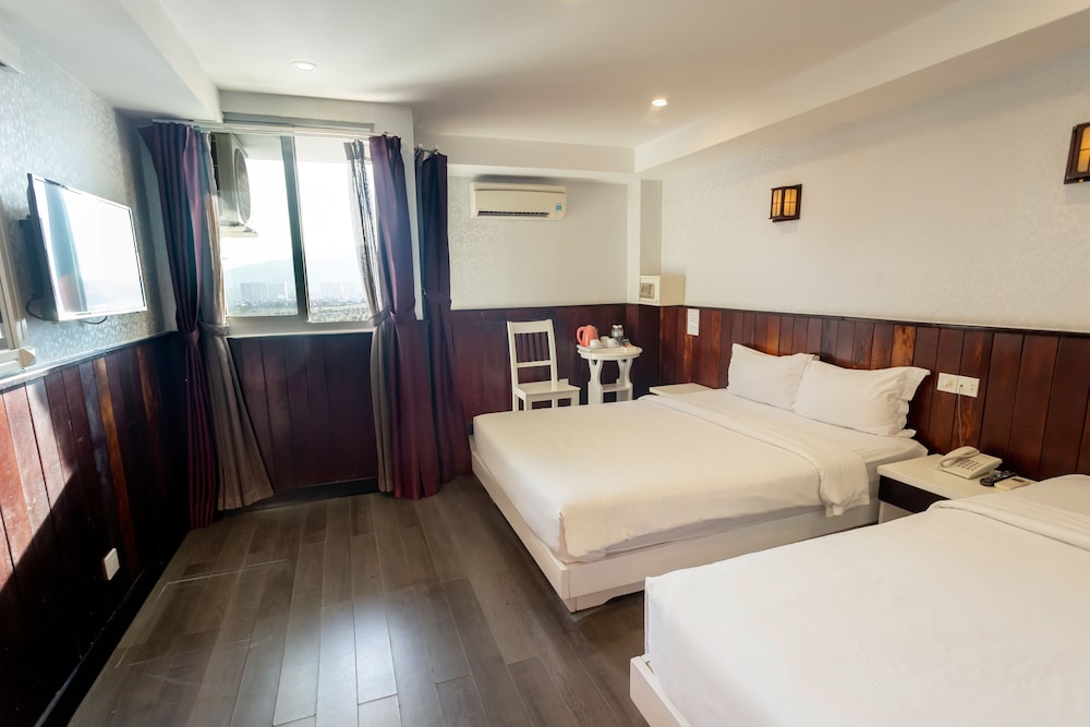 Superior Triple Room photo 2