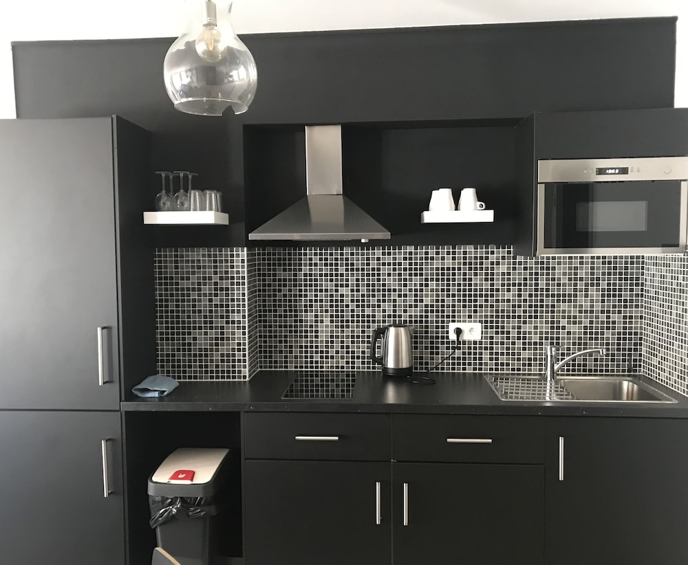 Master Suite in Antwerp city (4B) photo 2