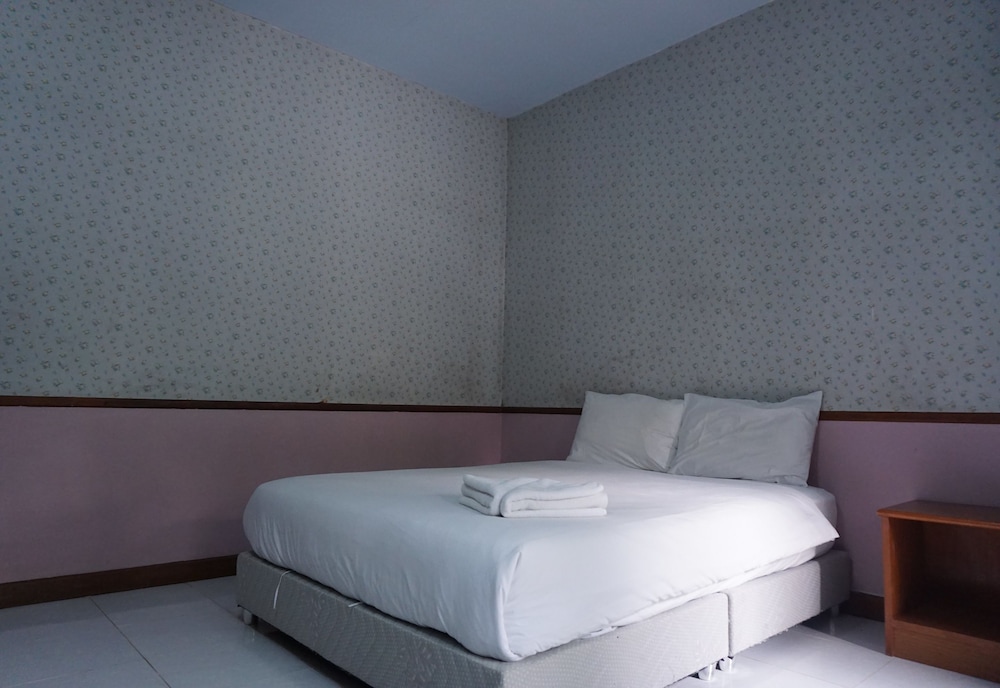 Standard Double Room photo 2
