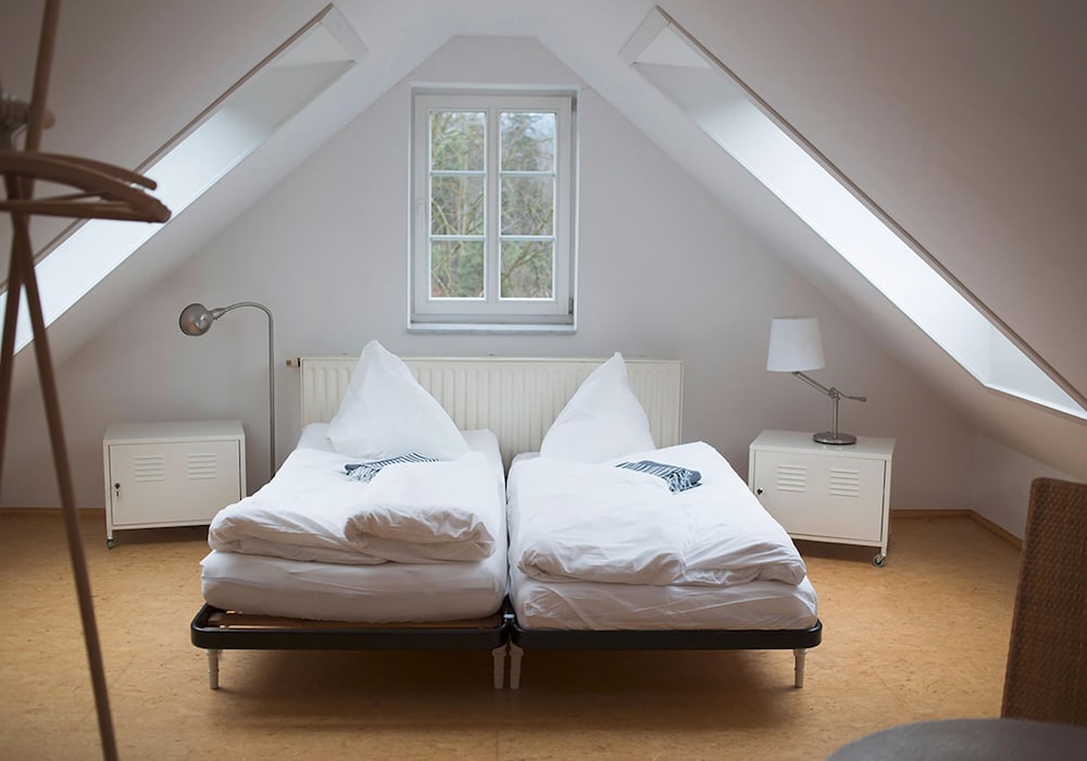 Basic Triple Room, 3 Twin Beds, Non Smoking photo 1