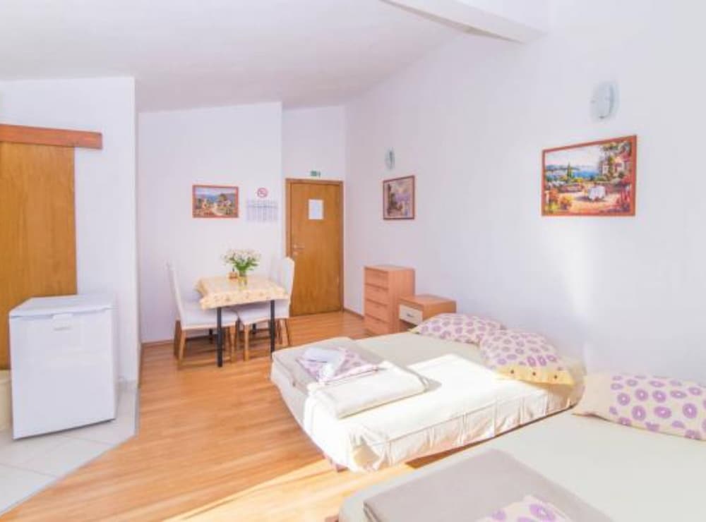 Apartment (Studio Apartment) photo 3