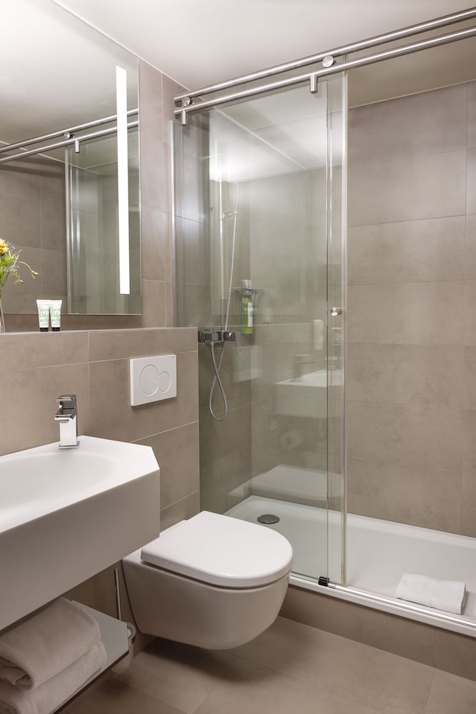 Standard Double or Twin Room - Photo 3