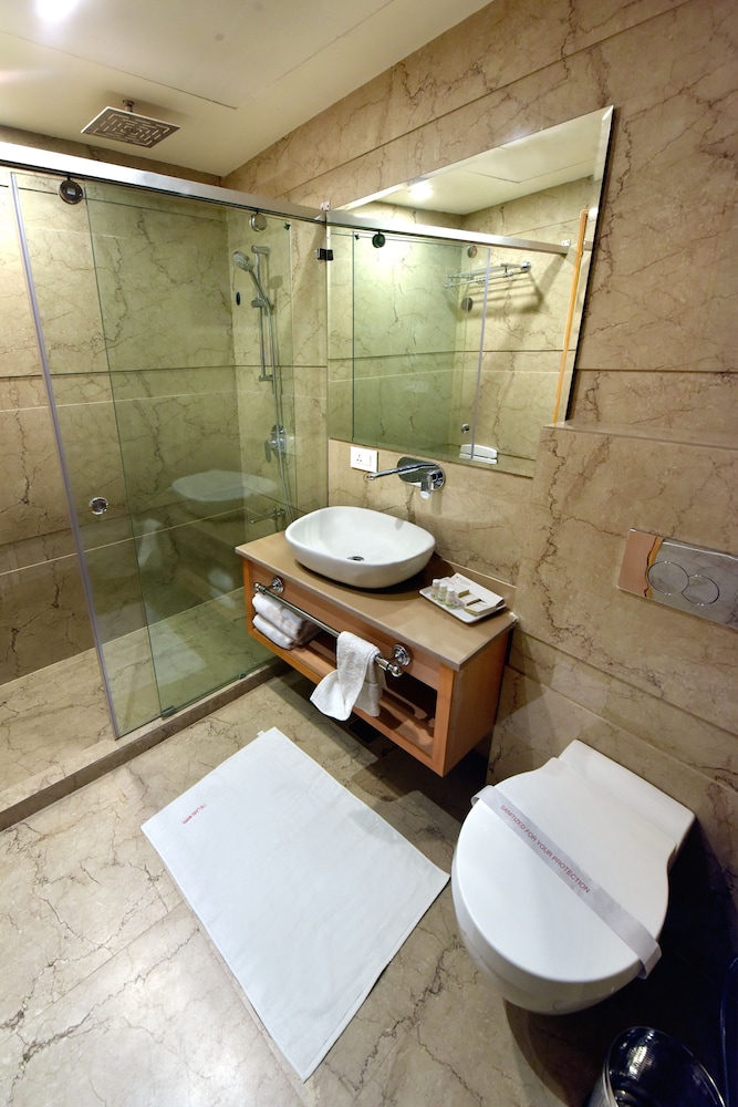 Family Room, Multiple Beds - Photo 4