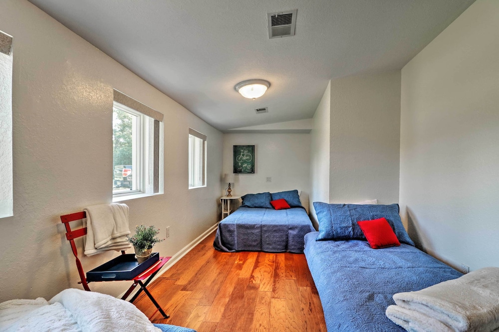 House (2 Bedrooms) photo 1