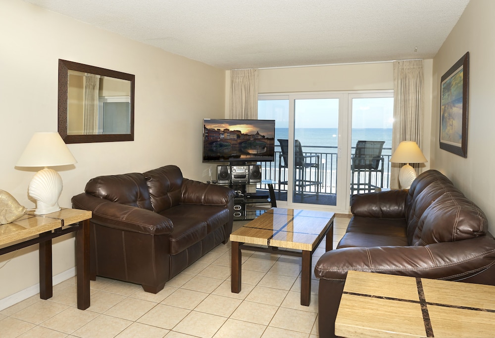 Premium Condo, 2 Bedrooms, Oceanfront photo 3
