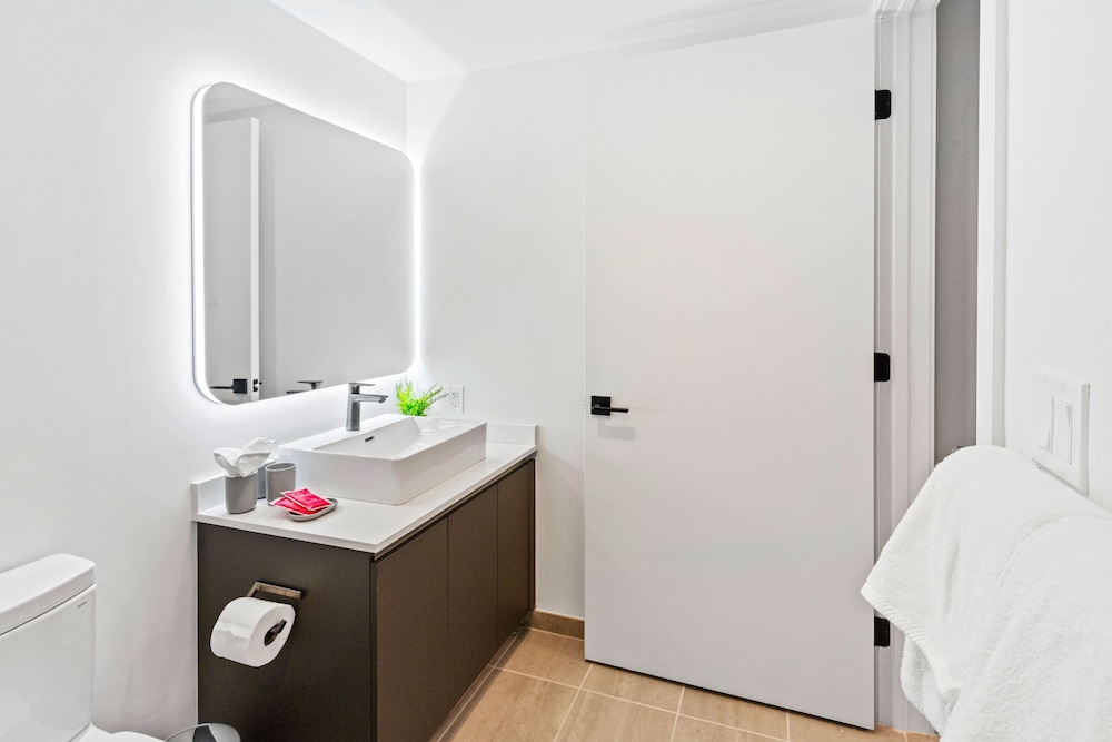 Studio (227-2910) photo 3