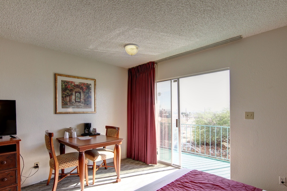 Double Room, Mountain View, Corner (*Pet Friendly) - Photo 1