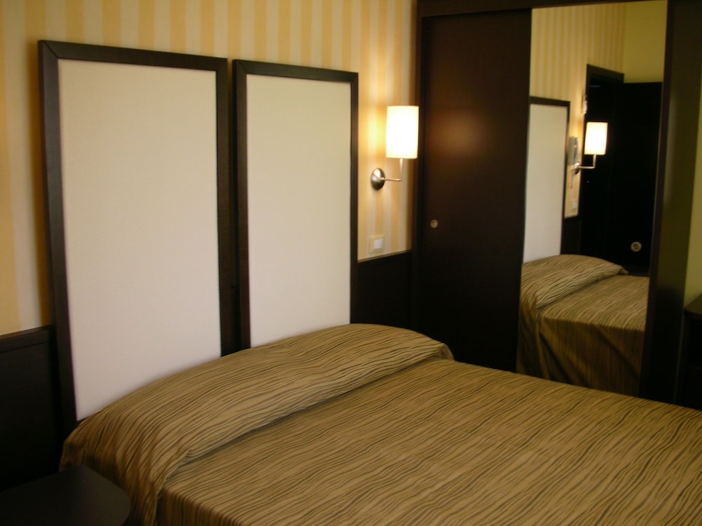 Standard Double Room photo 1