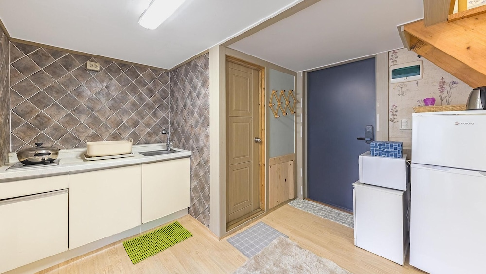 Basic Room, 1 Bedroom (bokcheung glamping-7) - Photo 10