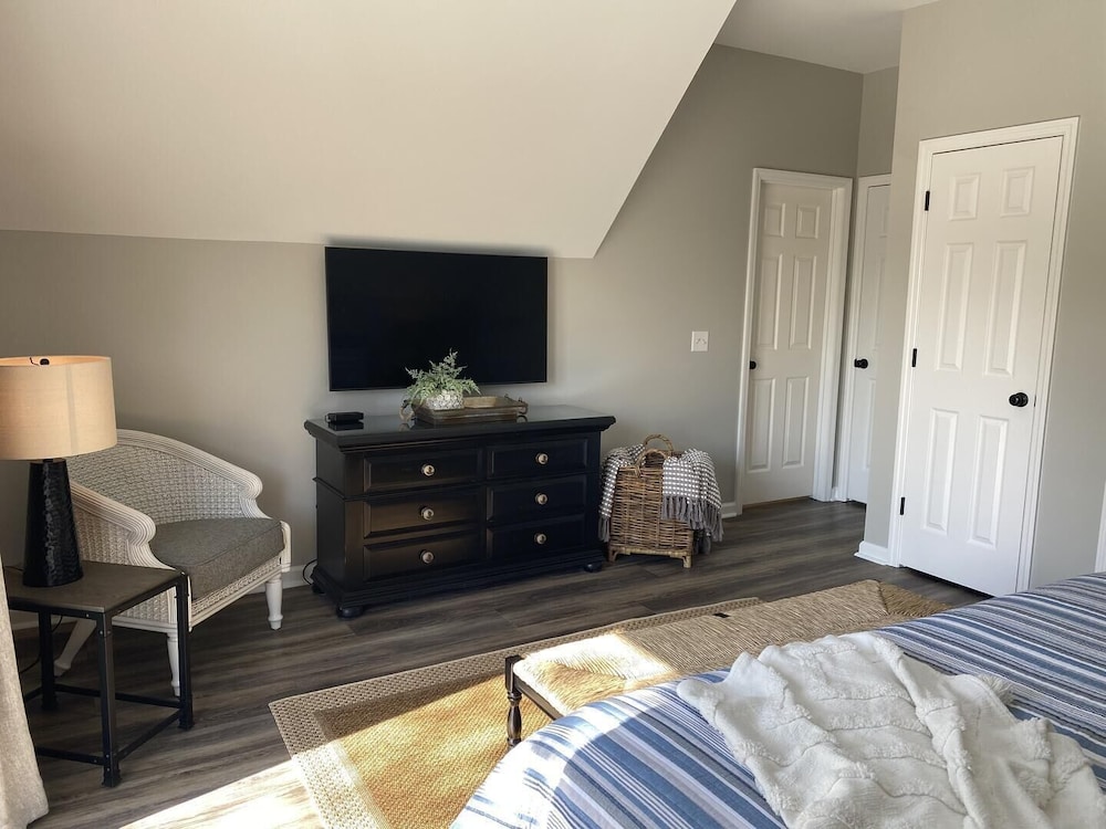 Cottage, Multiple Beds, Balcony, Garden View photo 3