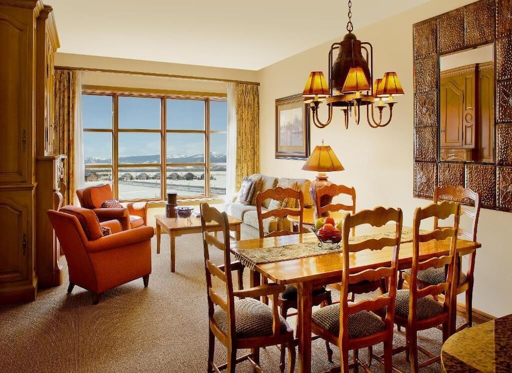 Superior Penthouse, Multiple Beds, Mountain View (Four Bedroom Penthouse Residence) - Photo 3