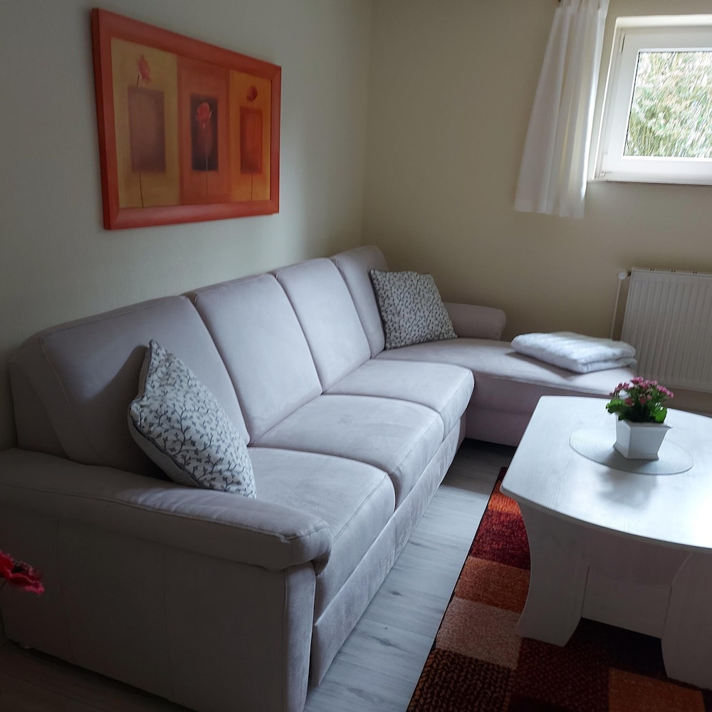 Apartment photo 3