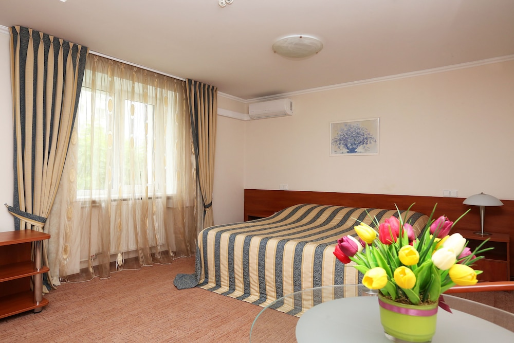 Superior Suite