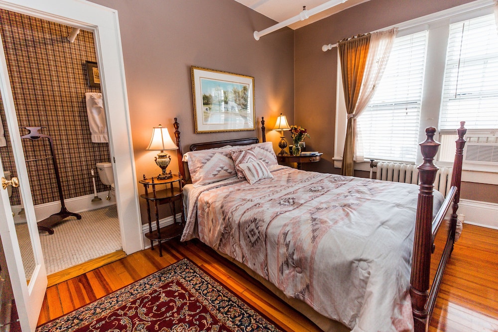 Room, 1 Queen Bed photo 3