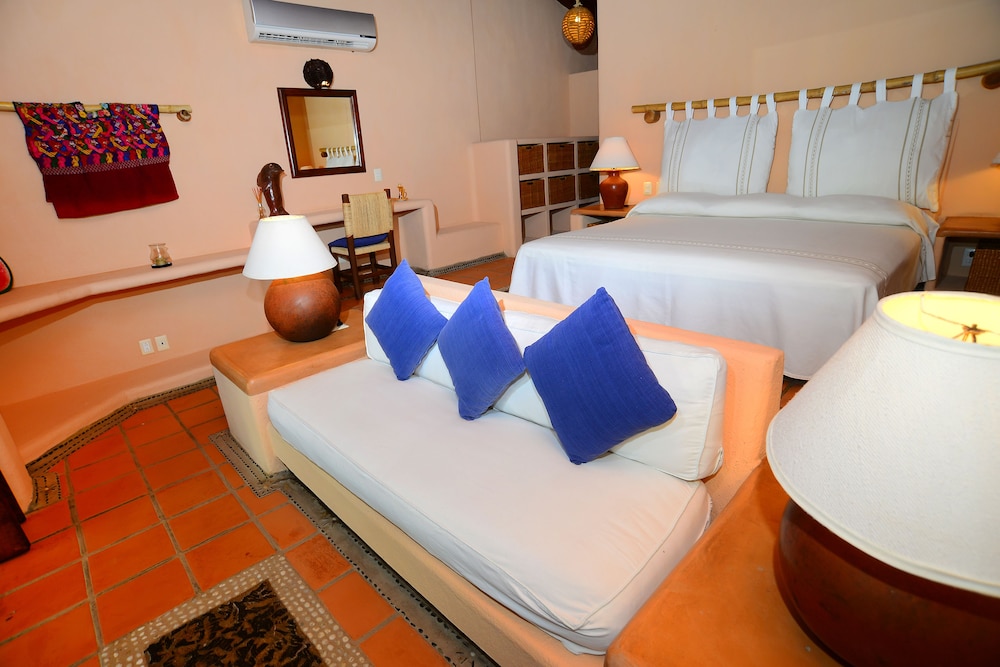 Deluxe Room, Accessible
