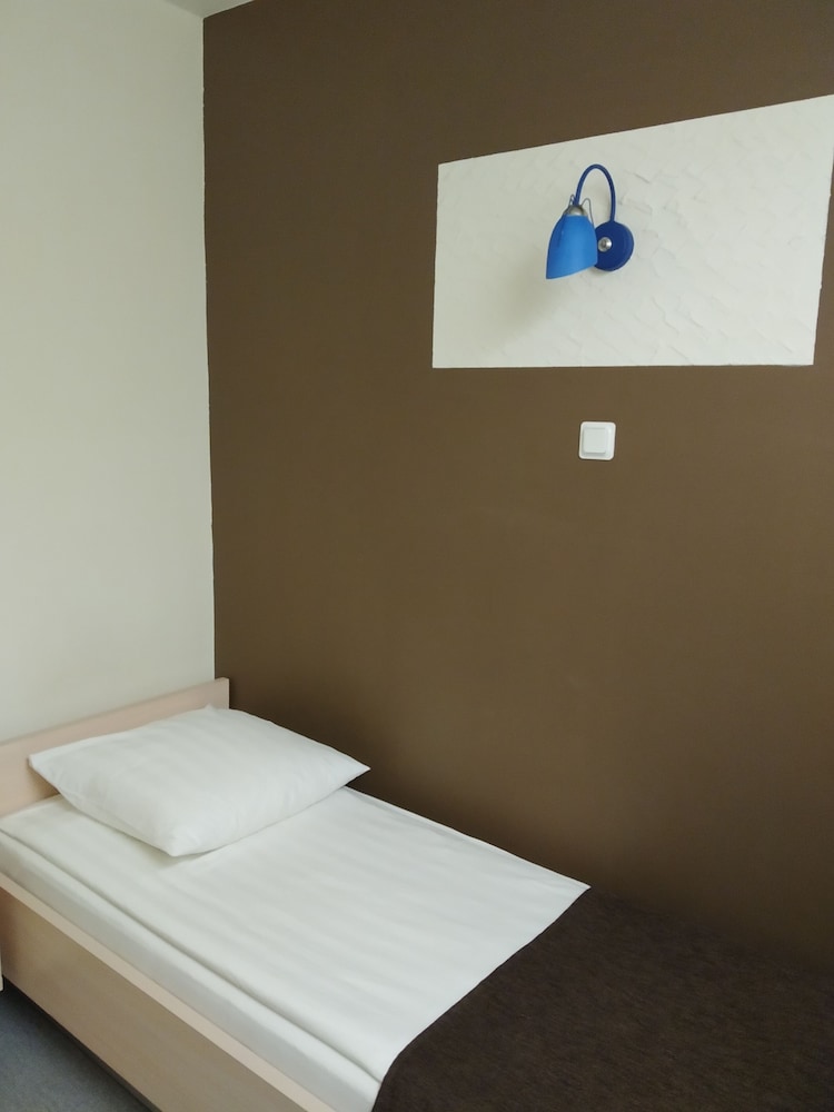 Basic Single Room photo 2