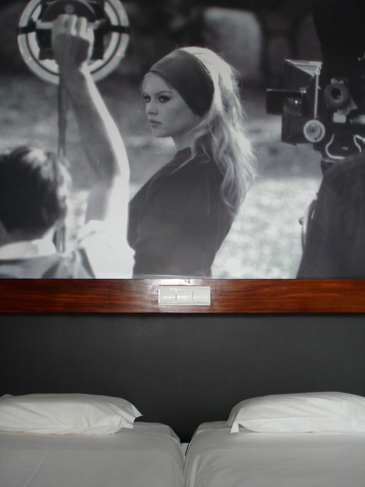 Classic Room, Balcony thumbnail 6