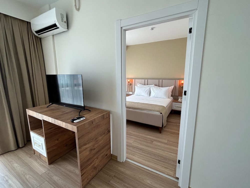 Luxury Suite photo 3