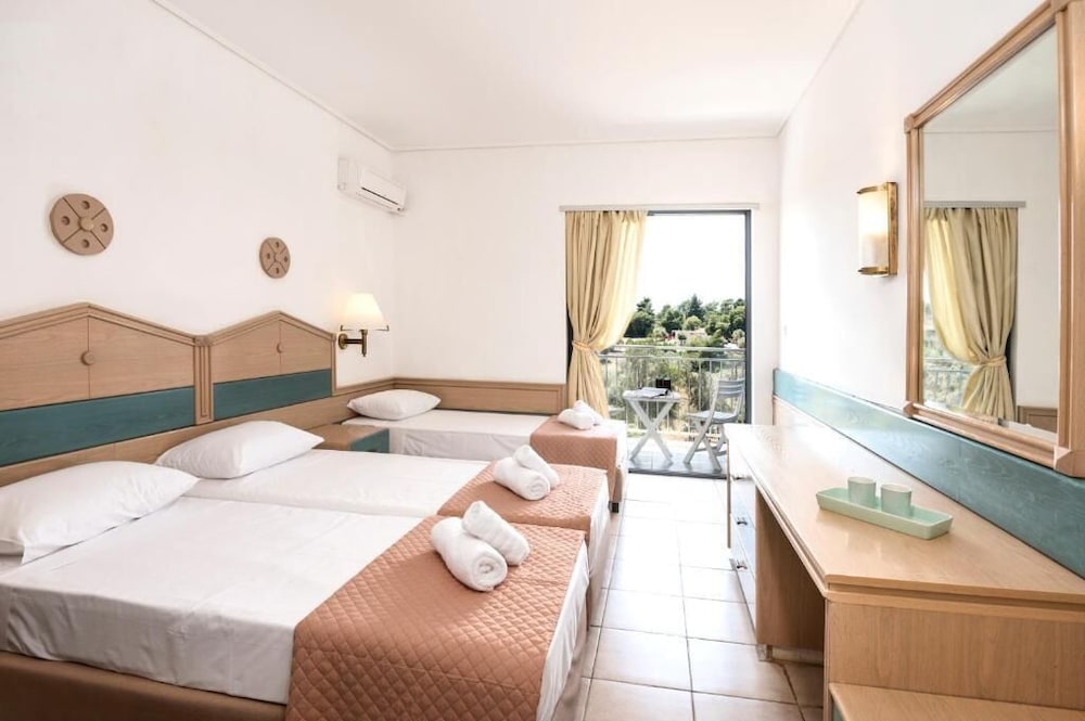 Quarto Triplo, Vista para o Jardim